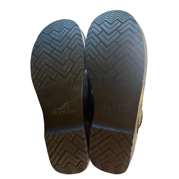 Dansko Women’s Staple Clogs Shoes Black Floral Embossed Size 36 (US 5.5-6) - Picture 6 of 15